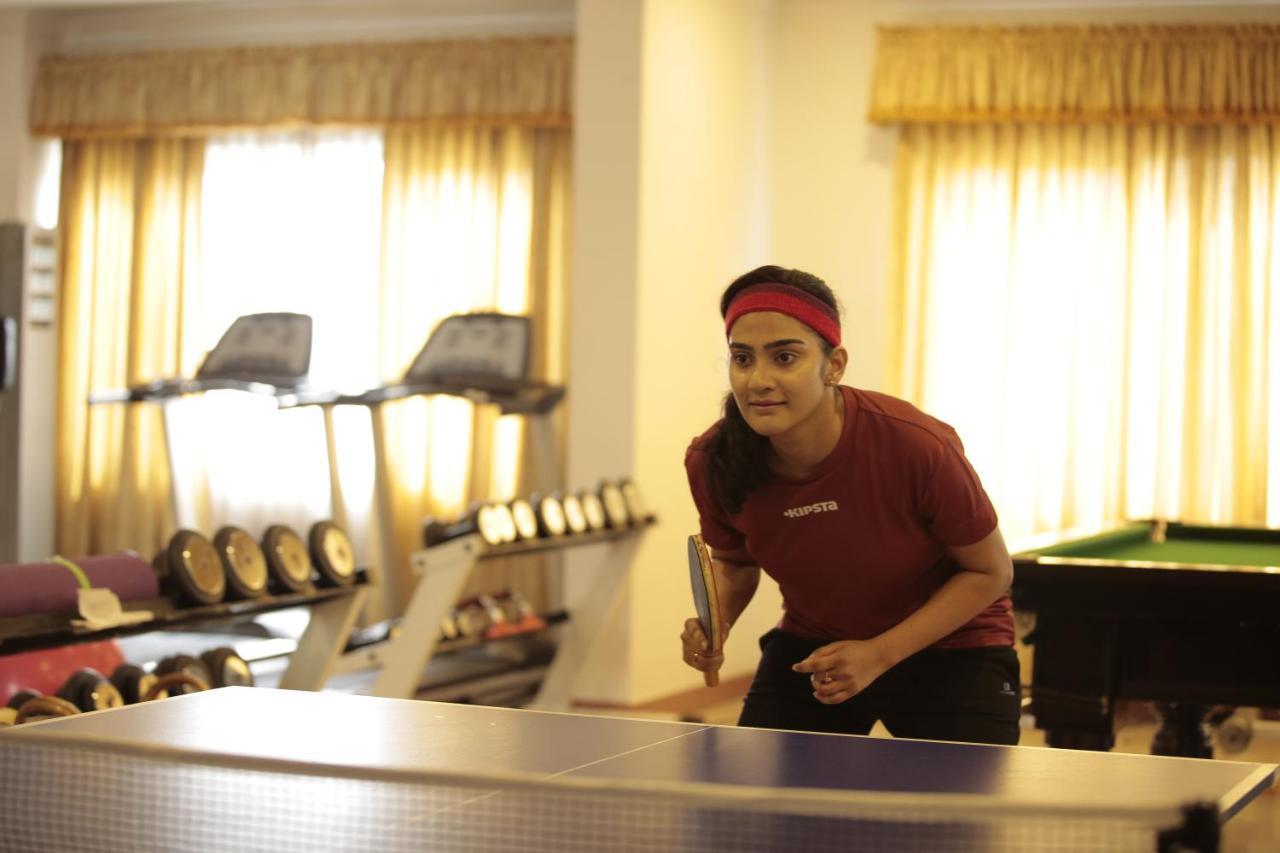 Joys Palace Hotel Thrissur Buitenkant foto